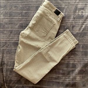 Guess Jeans. Gingham print